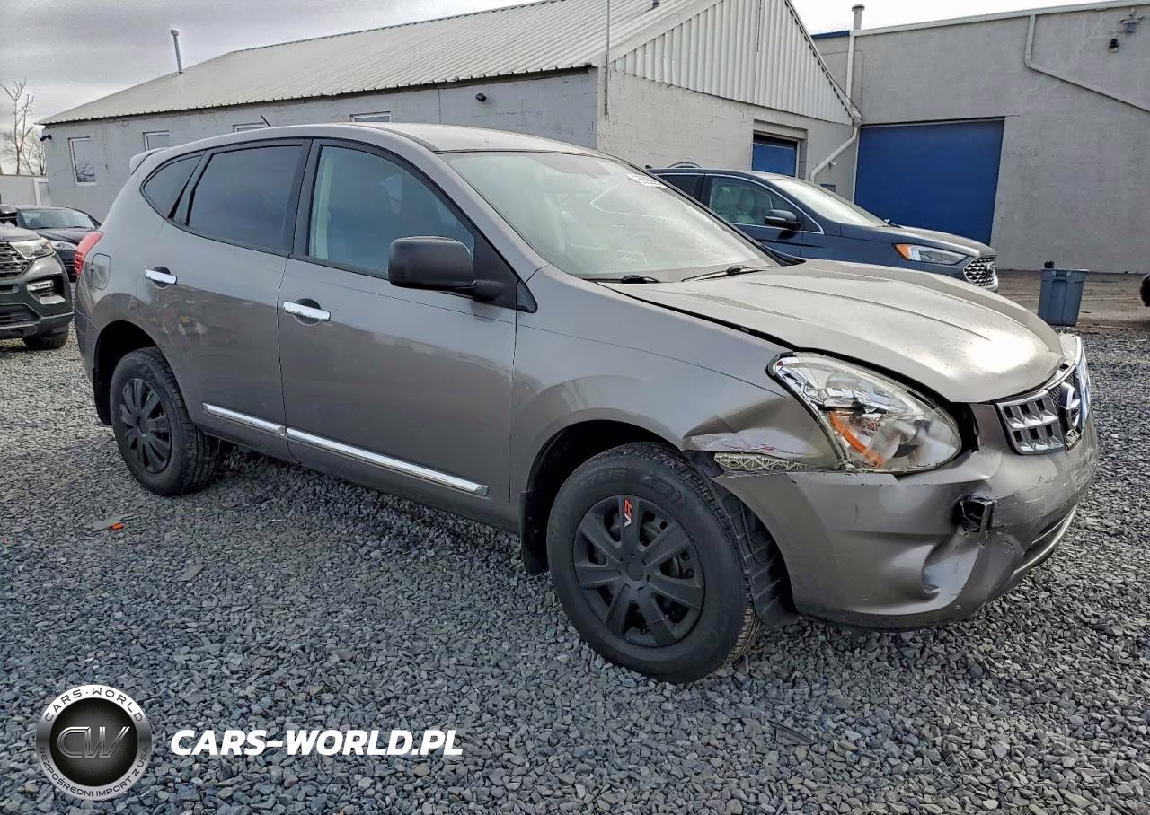 2013 Nissan Rogue S VIN:JN8AS5MT8DW545046 - 4