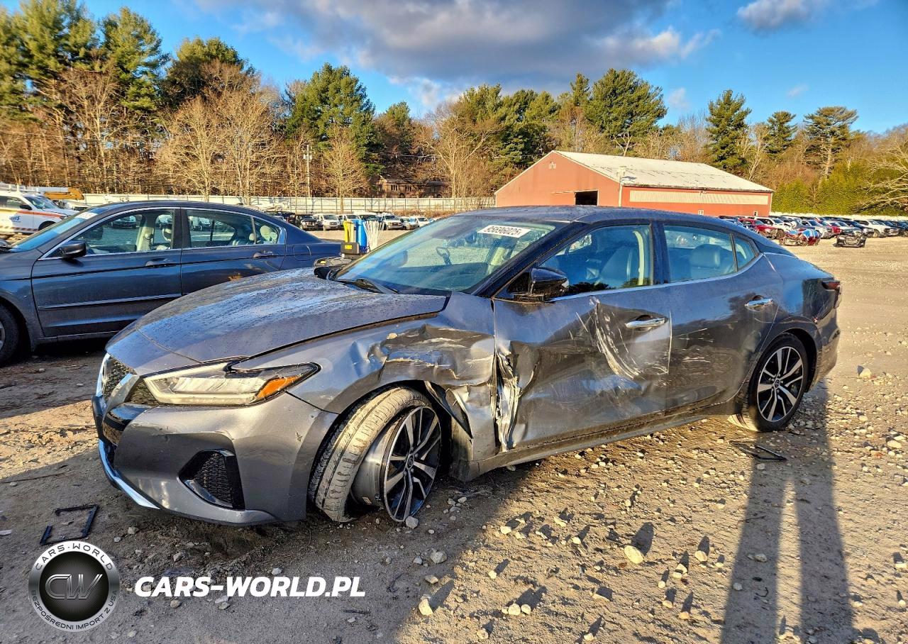 2023 Nissan Maxima Sv