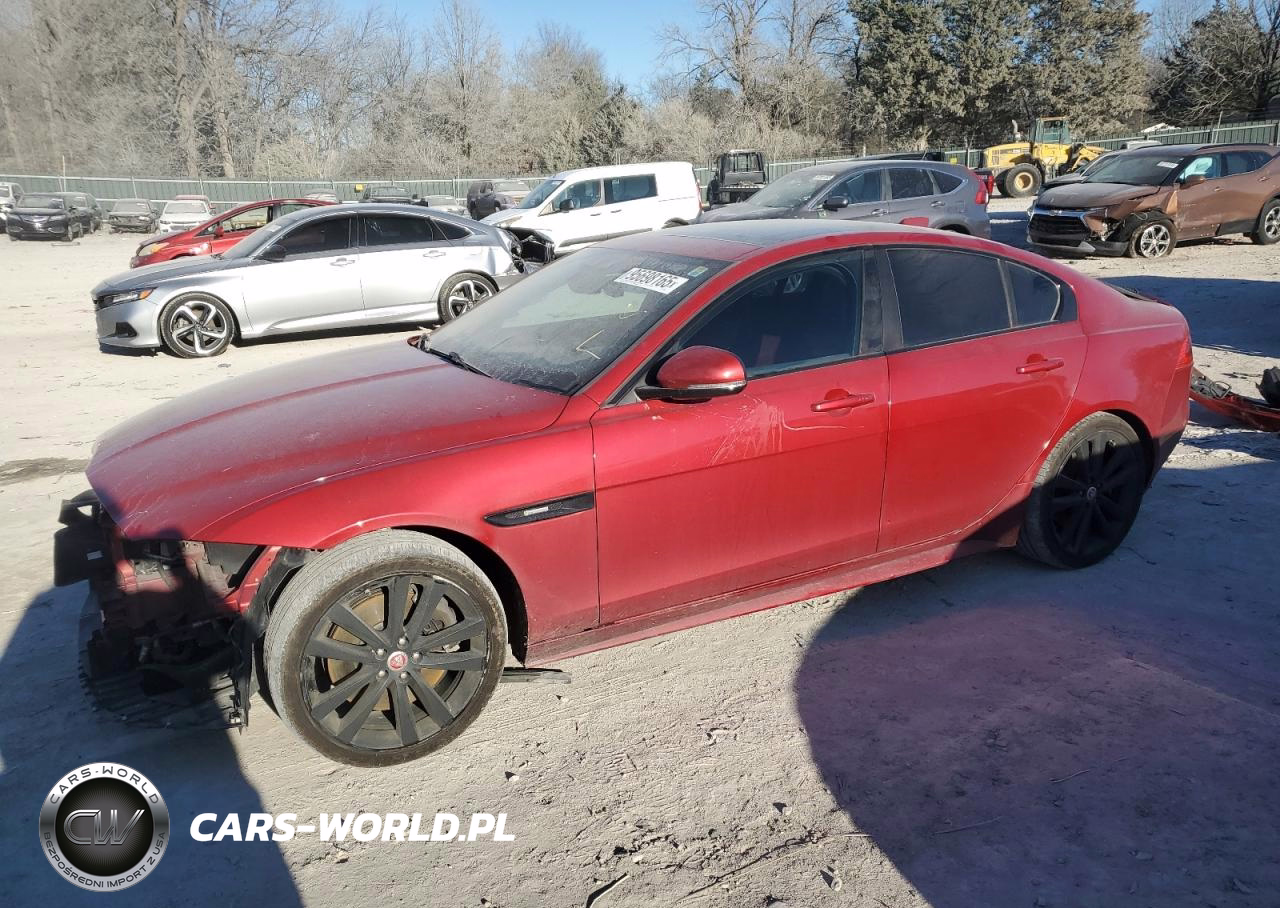 2017 Jaguar Xe R - Sport