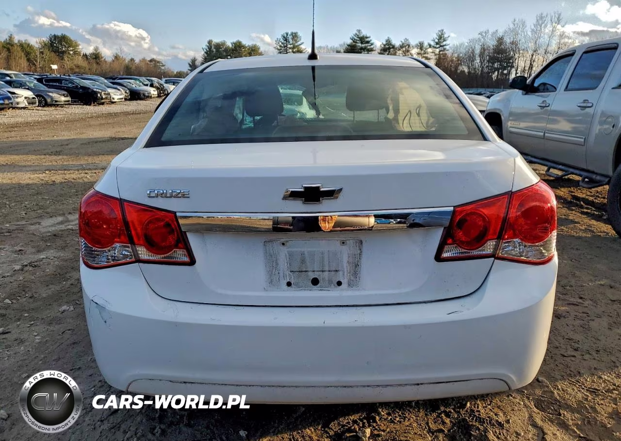 2014 Chevrolet Cruze Ls VIN:1G1PA5SG2E7167292 - 6