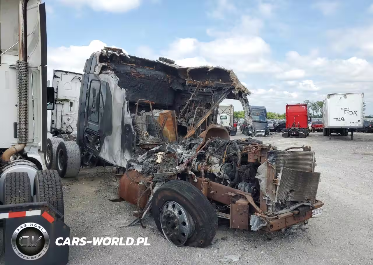 2016 Freightliner Cascadia 125