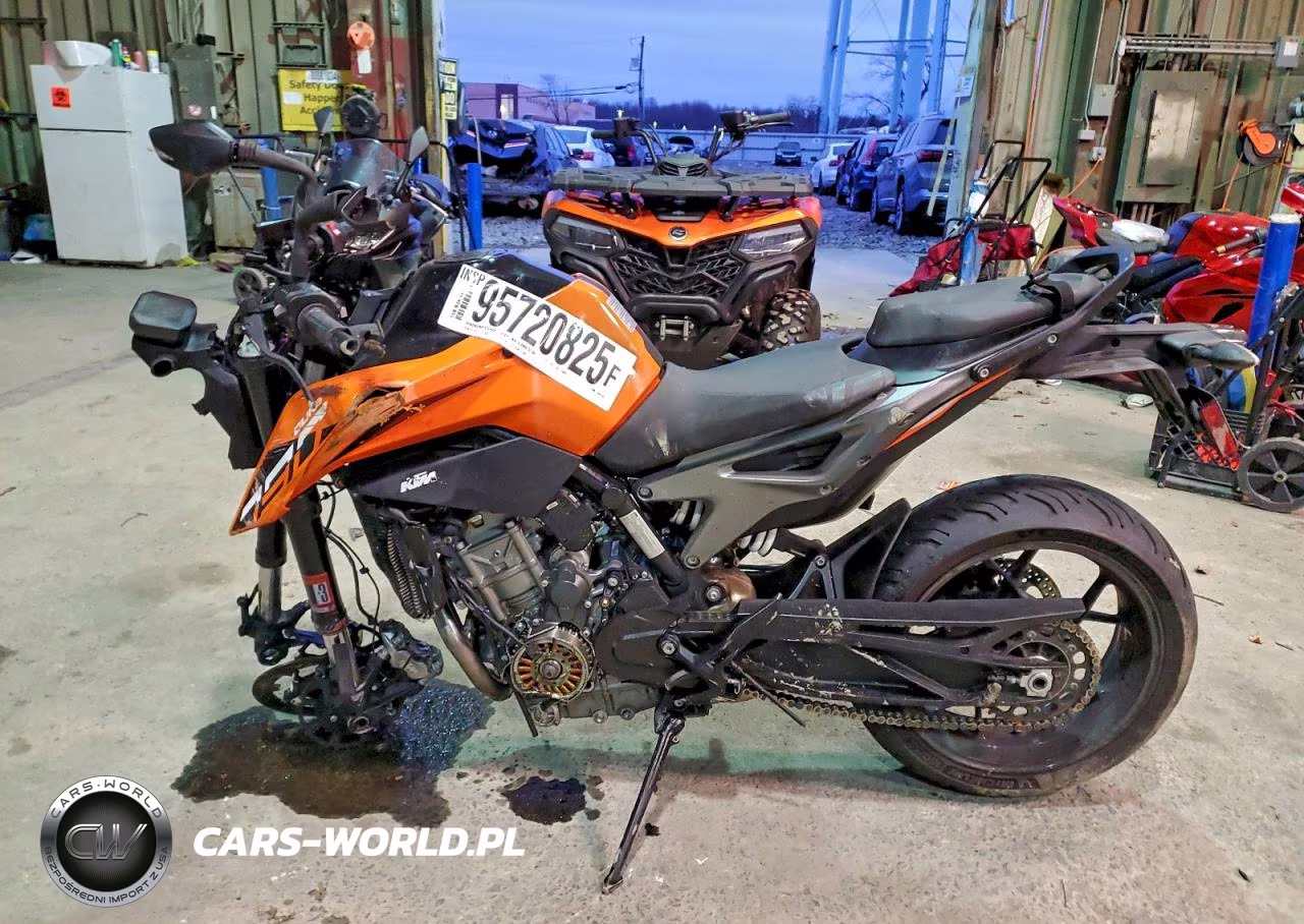 2023 Ktm 790 Duke VIN:LCETU7403PH700174 - 3