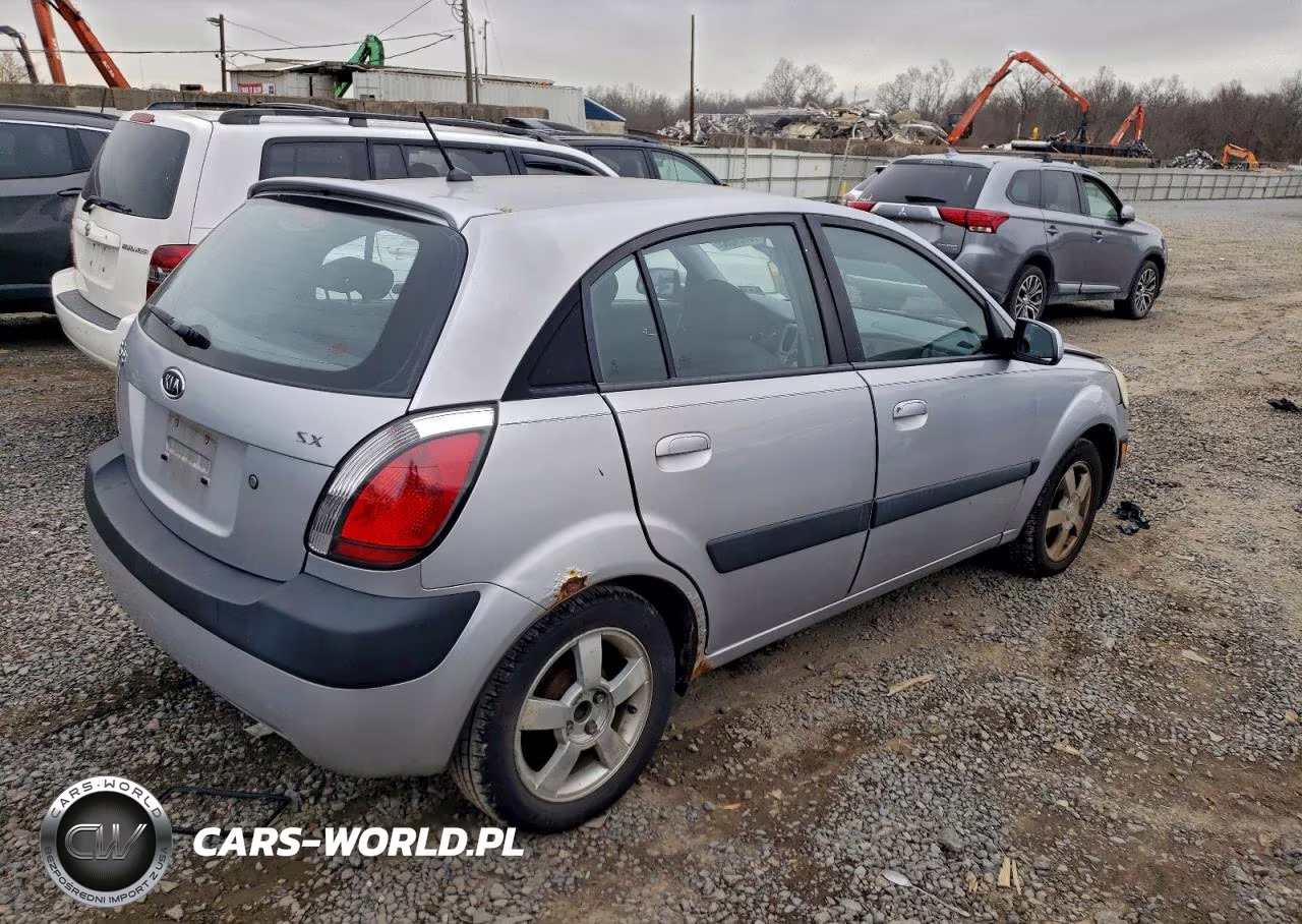 2006 Kia Rio 5 VIN:KNADE163066169318 - 3