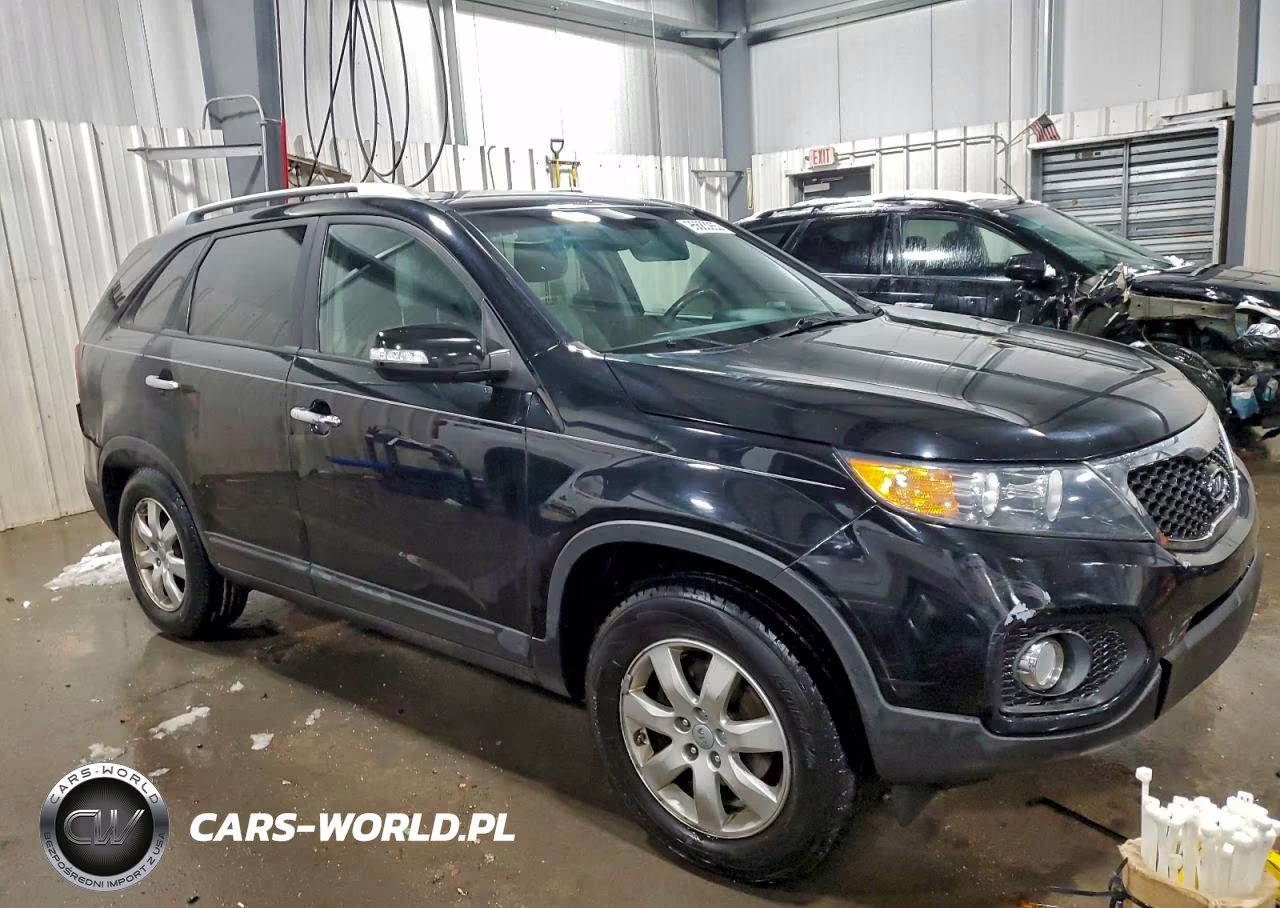 2012 Kia Sorento Lx VIN:5XYKT3A60CG268372 - 4
