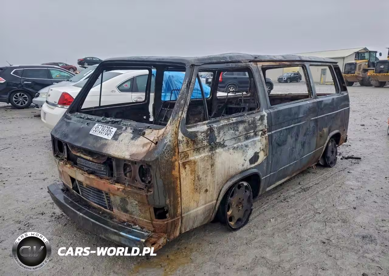 1986 Volkswagen Vanagon Bus