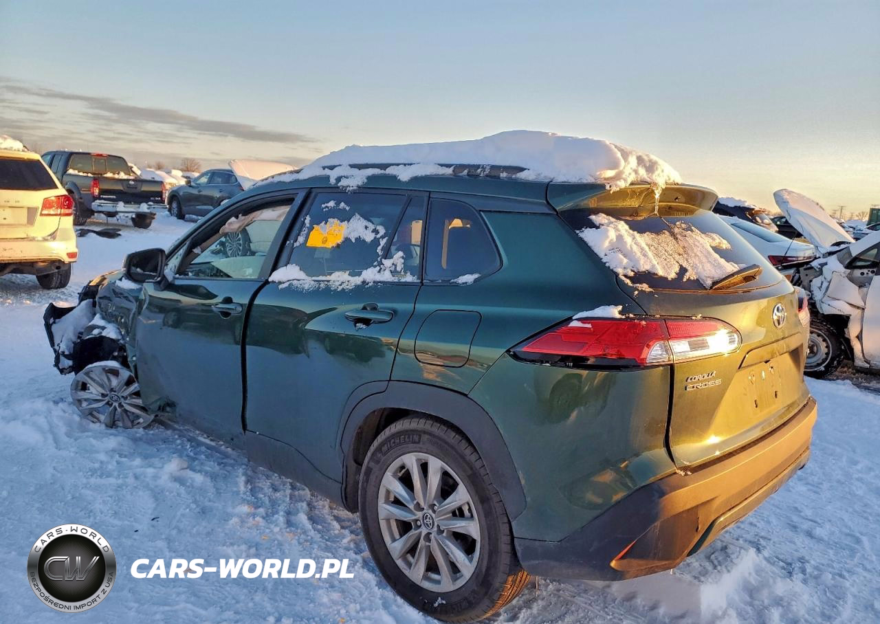 2024 Toyota Corolla Cross Le VIN:7MUCAABG6RV100825 - 2