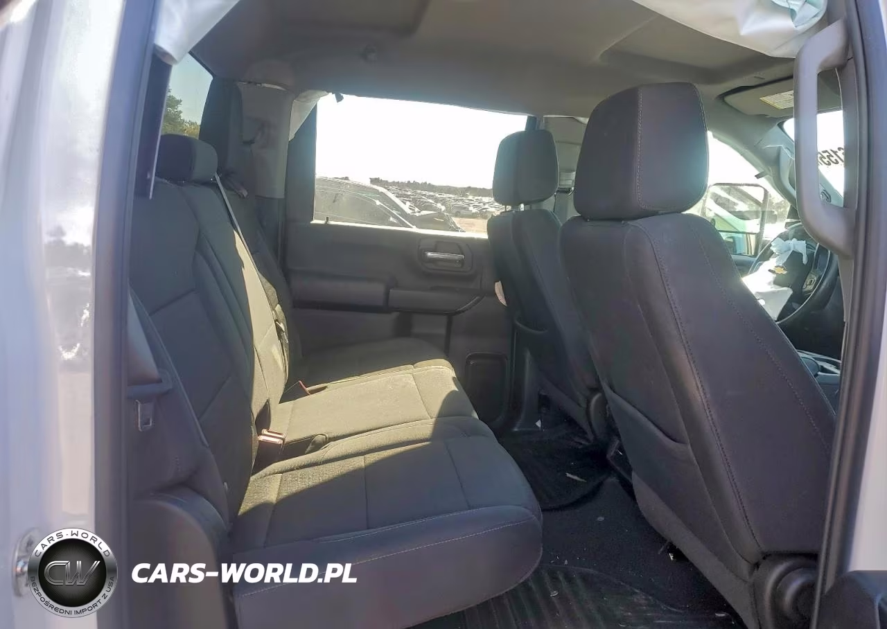 2025 Chevrolet Silverado K2500 Custom VIN:2GC4KME78S1113193 - 10