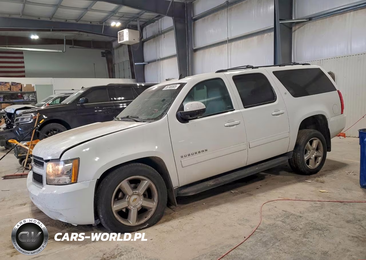 2013 Chev Suburban K1500 Lt