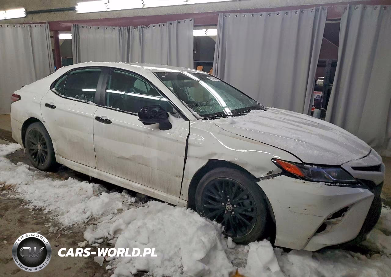2020 Toyota Camry Se Nightshade VIN:4T1G11AK4LU399795 - 4