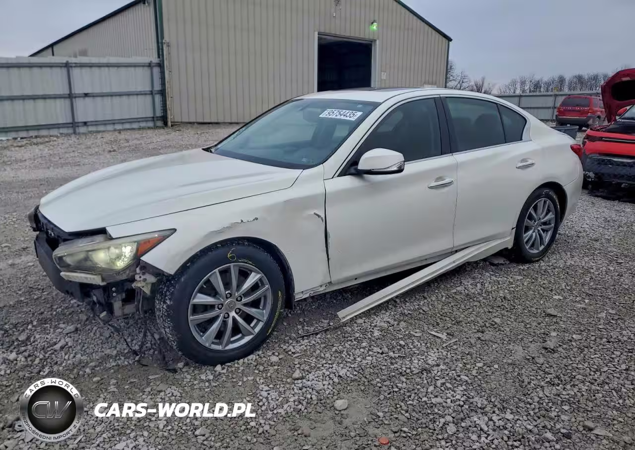 2015 Infiniti Q50 Base