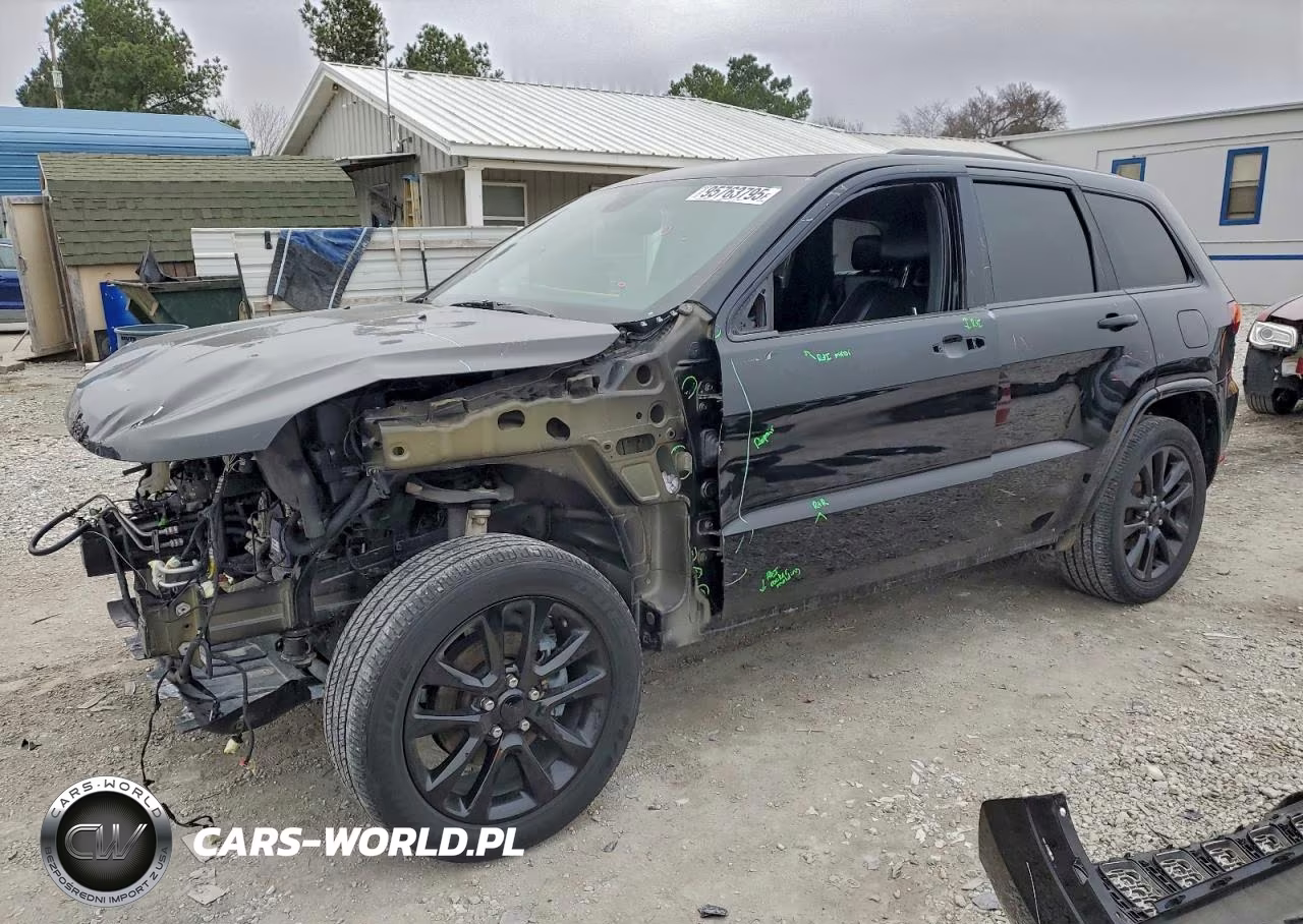 2020 Jeep Grand Cherokee Laredo