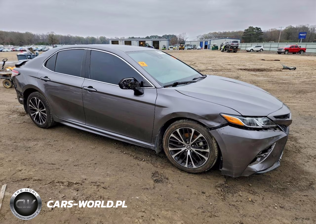 2019 Toyota Camry L VIN:4T1B11HK2KU784089 - 4
