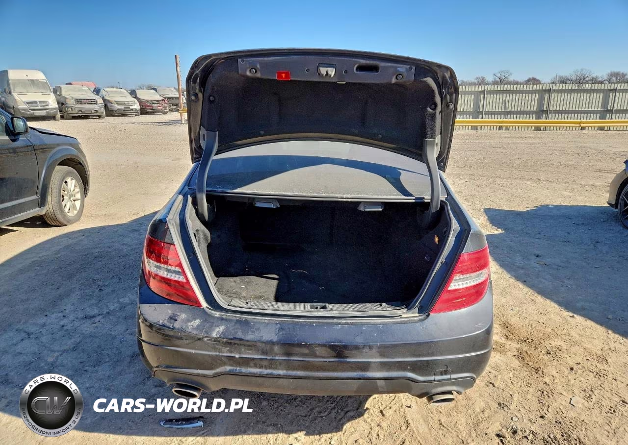 2012 Mercedes-Benz C 300 4Matic VIN:WDDGF8BB7CR193425 - 6