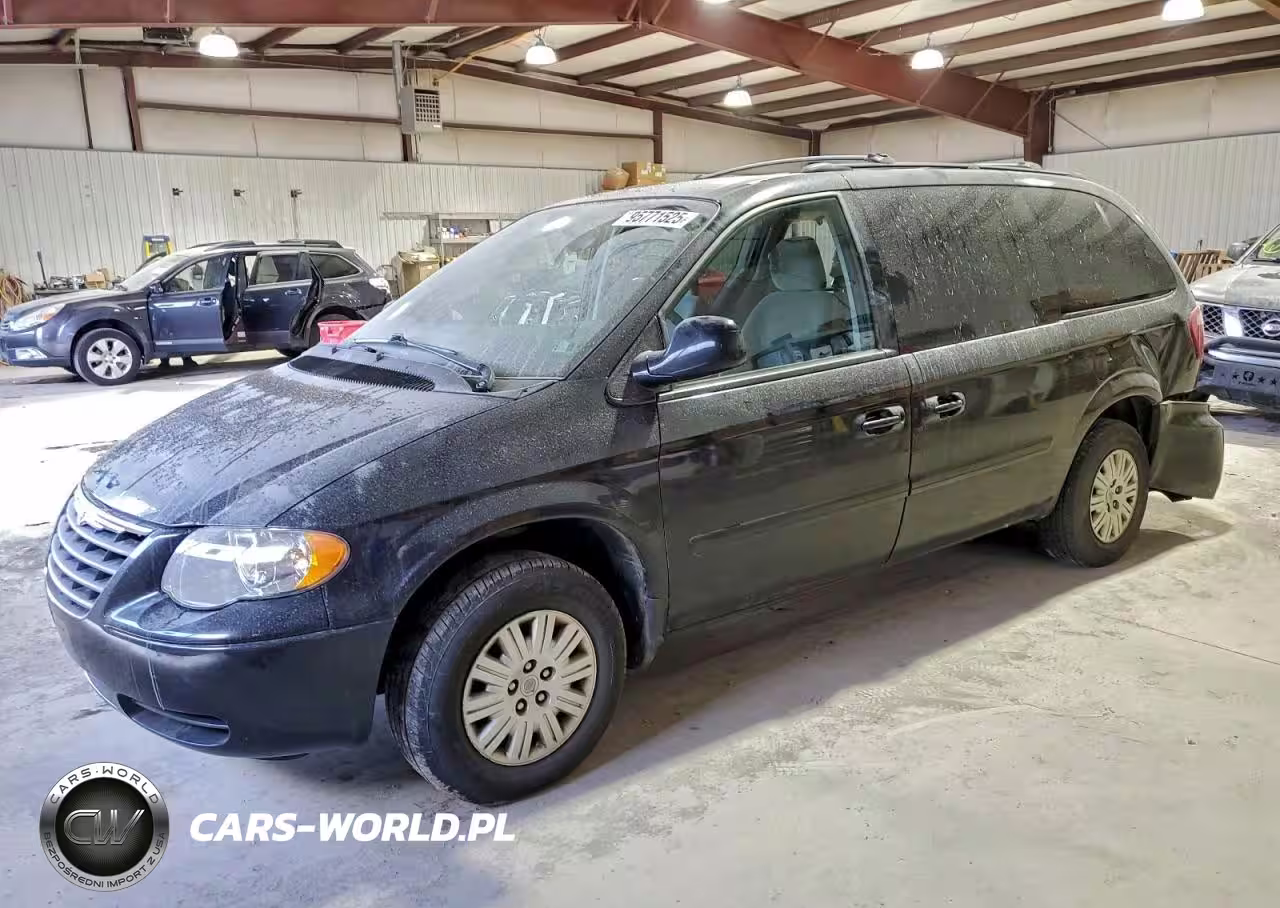 2006 Chrysler Town & Country Lx
