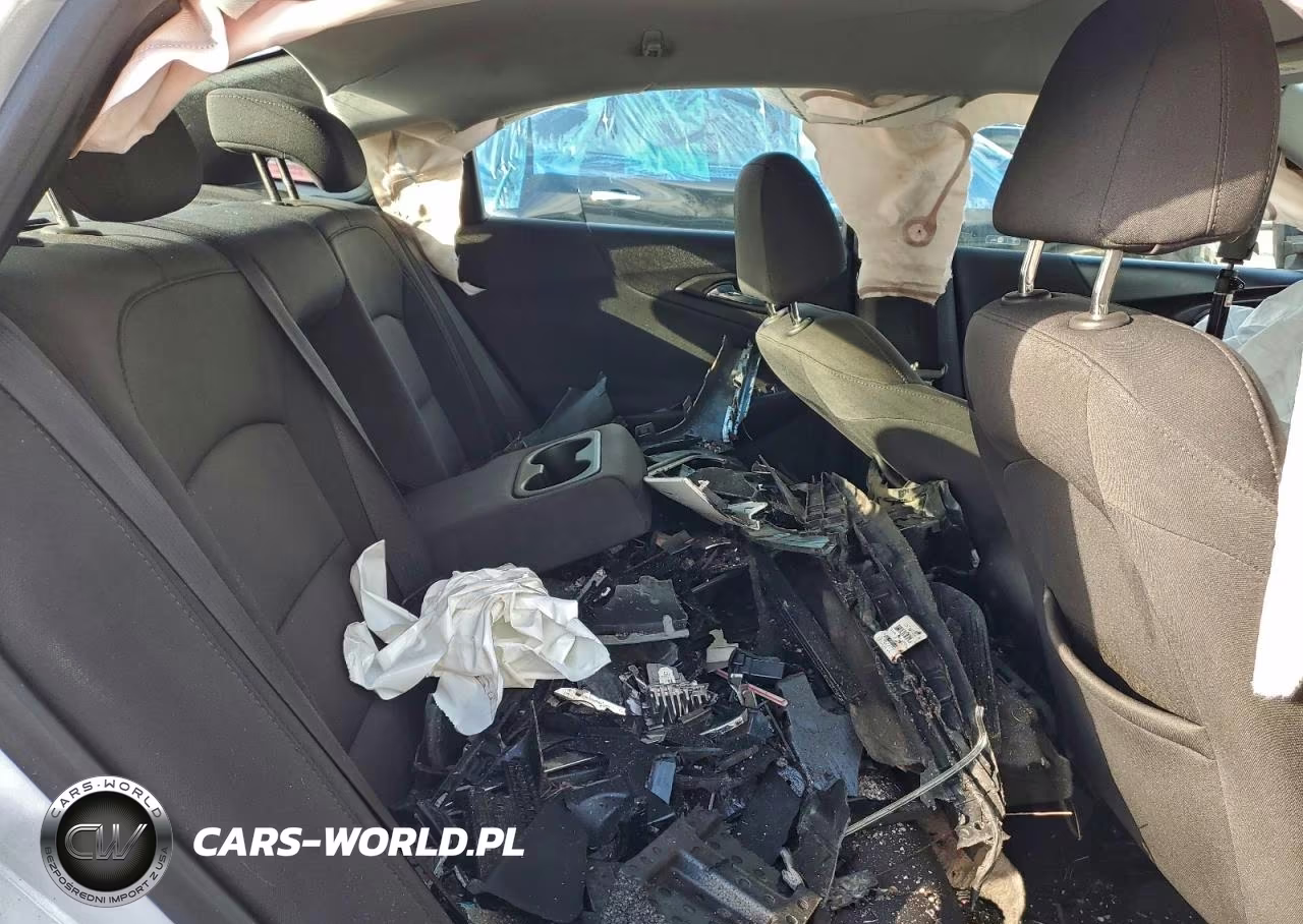 2018 Chevrolet Malibu Ls VIN:1G1ZB5ST9JF184190 - 10