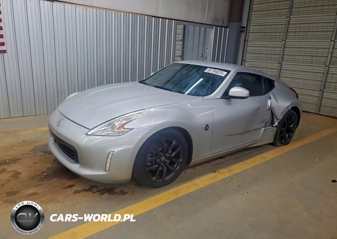 2015 Nissan 370Z Base