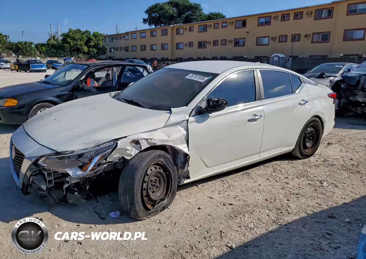 2019 Nissan Altima S