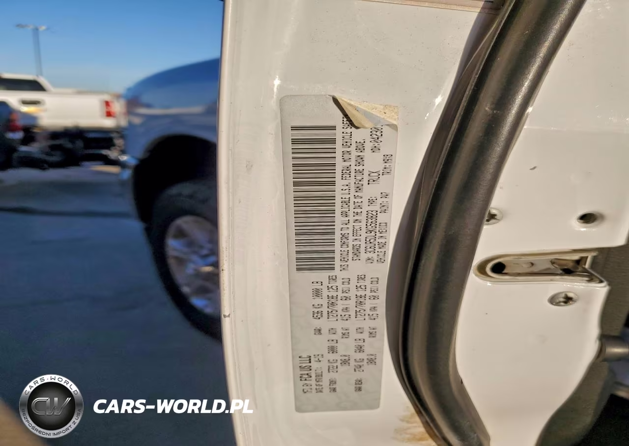 2019 Ram 2500 Big Horn VIN:3C6UR5DL9KG563823 - 12