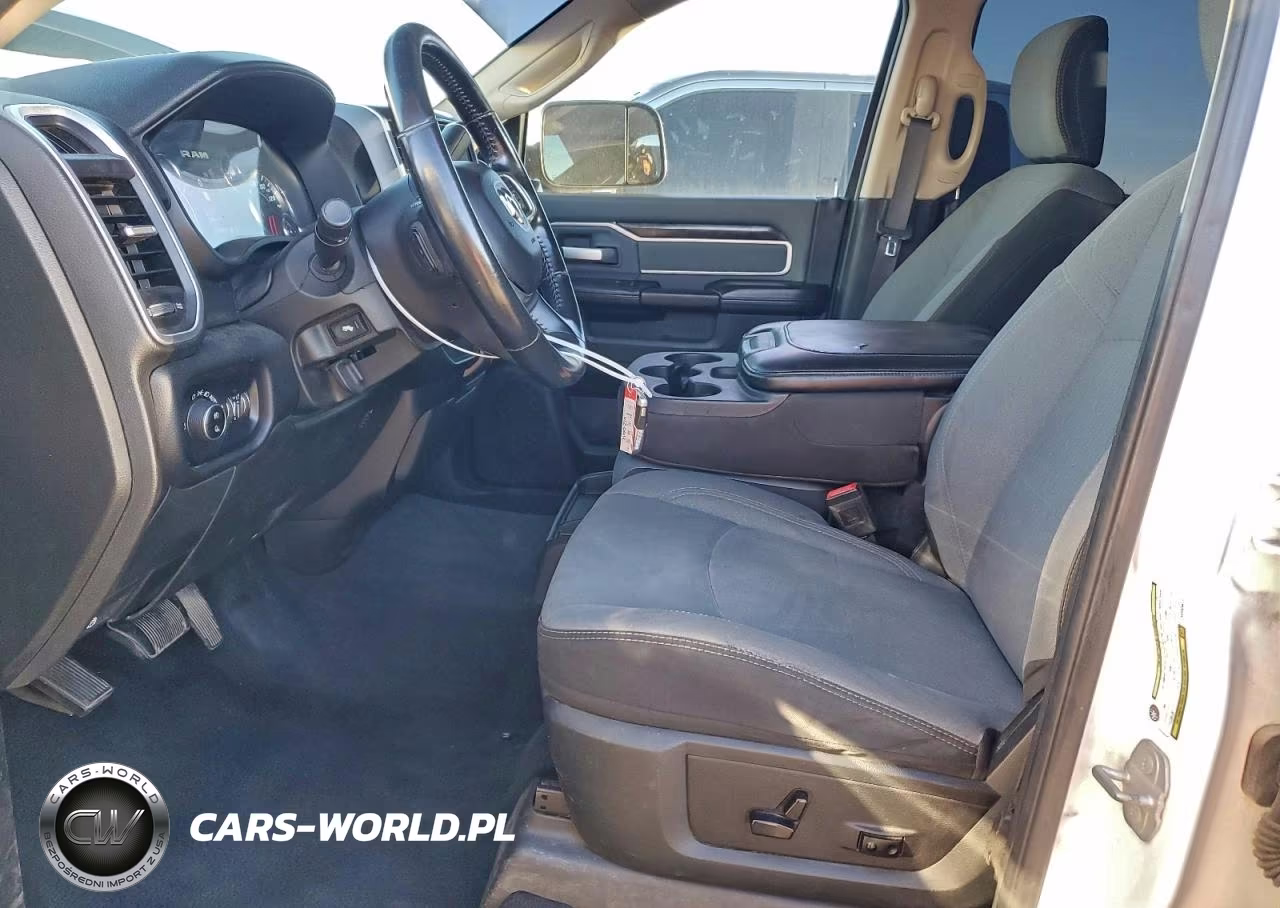 2019 Ram 2500 Big Horn VIN:3C6UR5DL9KG563823 - 7
