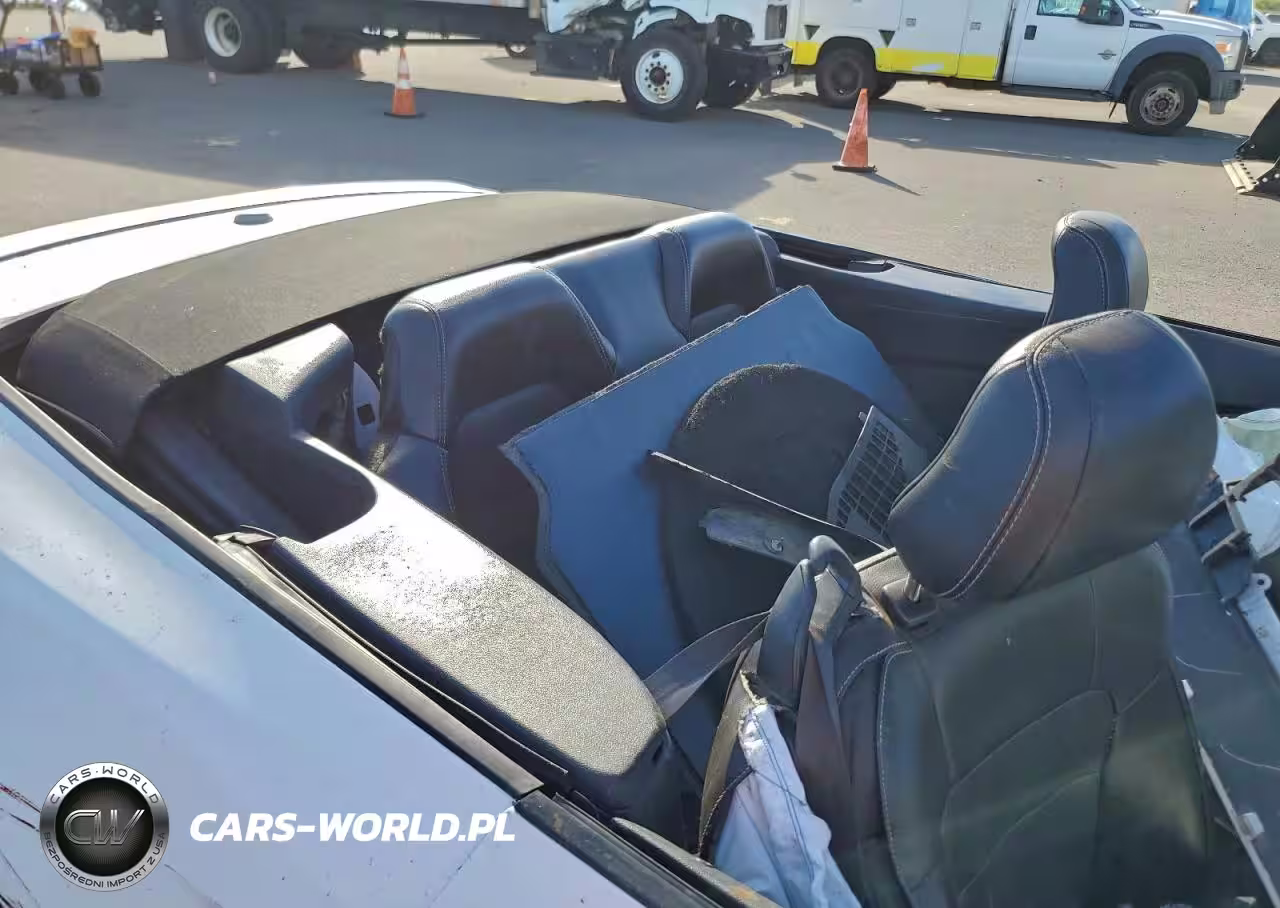 2020 Ford Mustang VIN:1FATP8UH7L5105980 - 10