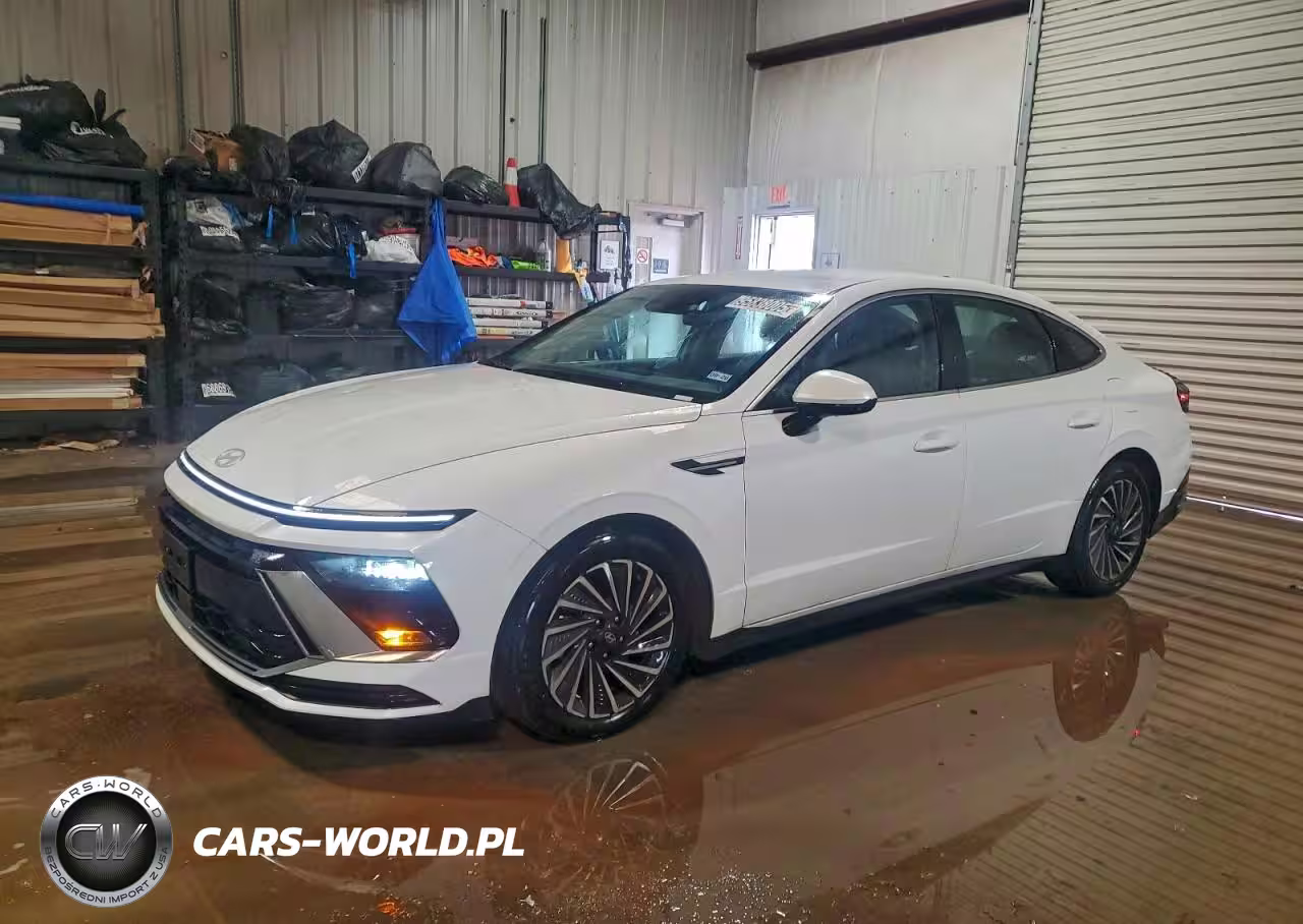 2025 Hyundai Sonata Hybrid