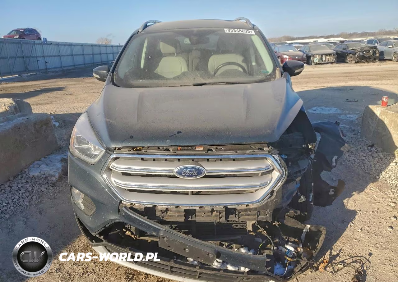 2019 Ford Escape Titanium VIN:1FMCU9J95KUC32779 - 5