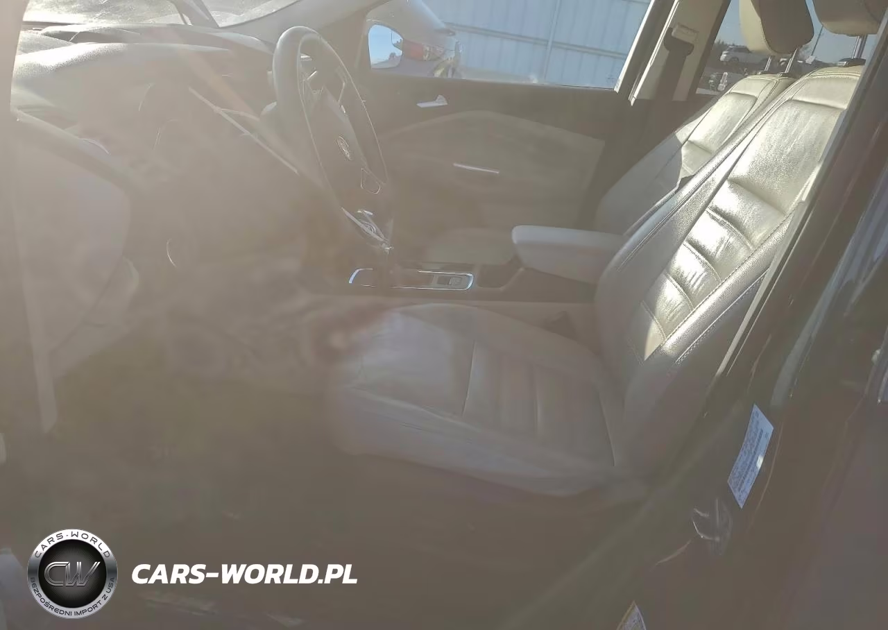 2019 Ford Escape Titanium VIN:1FMCU9J95KUC32779 - 7