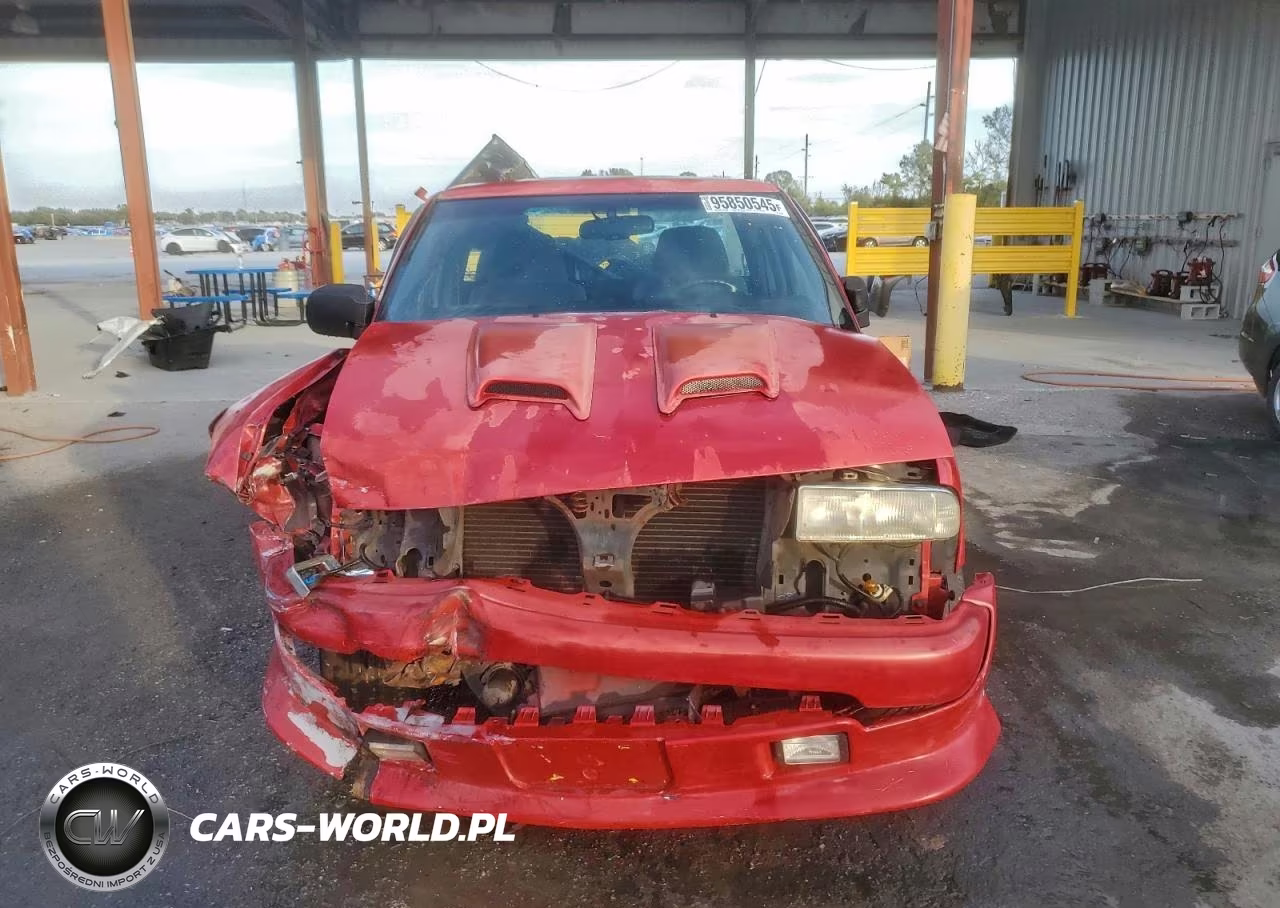 2001 Chevrolet S Truck S10 VIN:1GCCS19W818210806 - 5