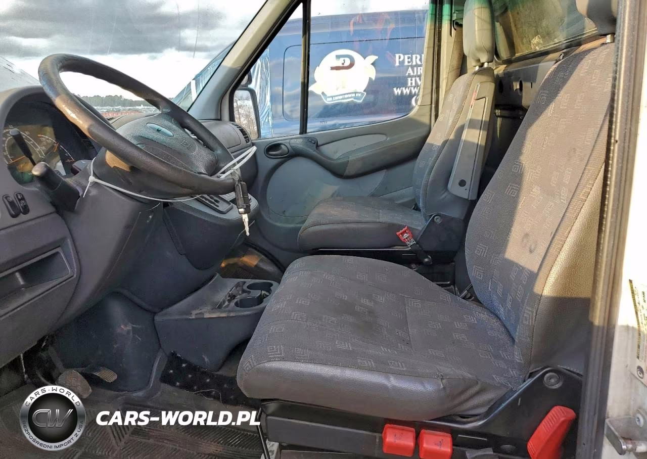 2006 Dodge Sprinter 2500 Delivery Van VIN:WD0PD644365935535 - 7
