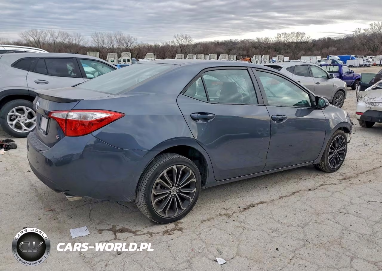 2014 Toyota Corolla L VIN:5YFBURHEXEP111234 - 3