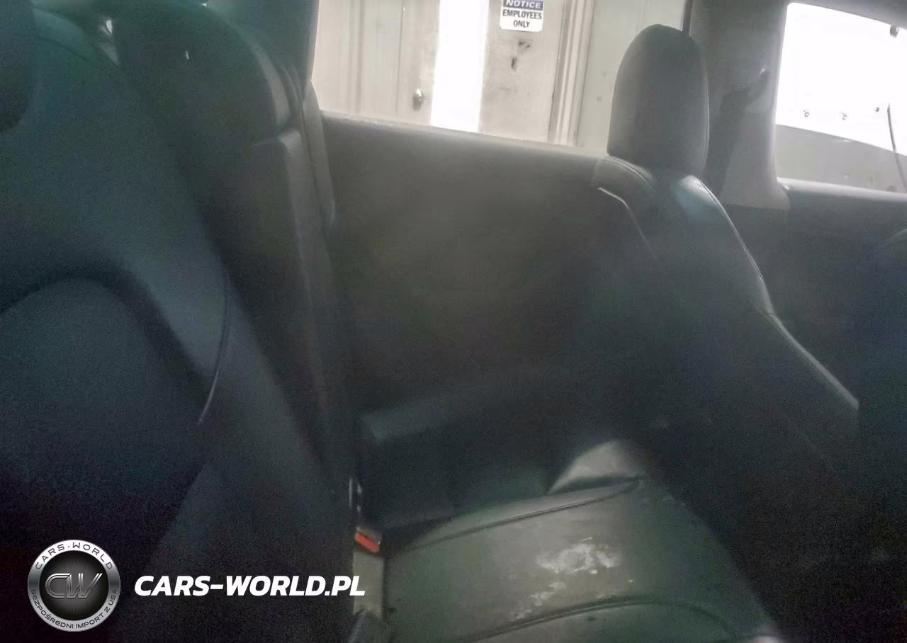 2020 Tesla Model 3 VIN:5YJ3E1ECXLF742063 - 10