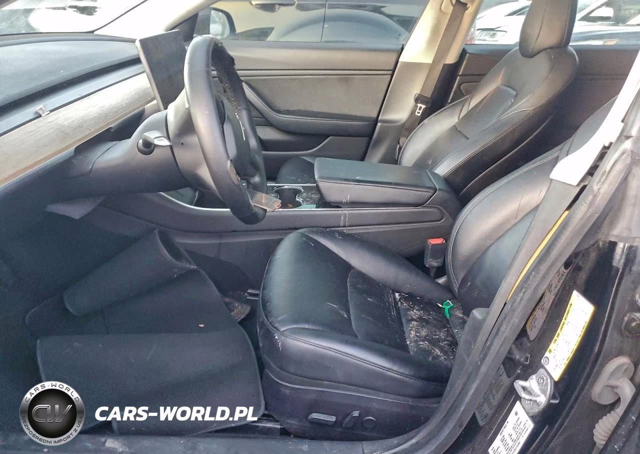 2020 Tesla Model 3 VIN:5YJ3E1ECXLF742063 - 7