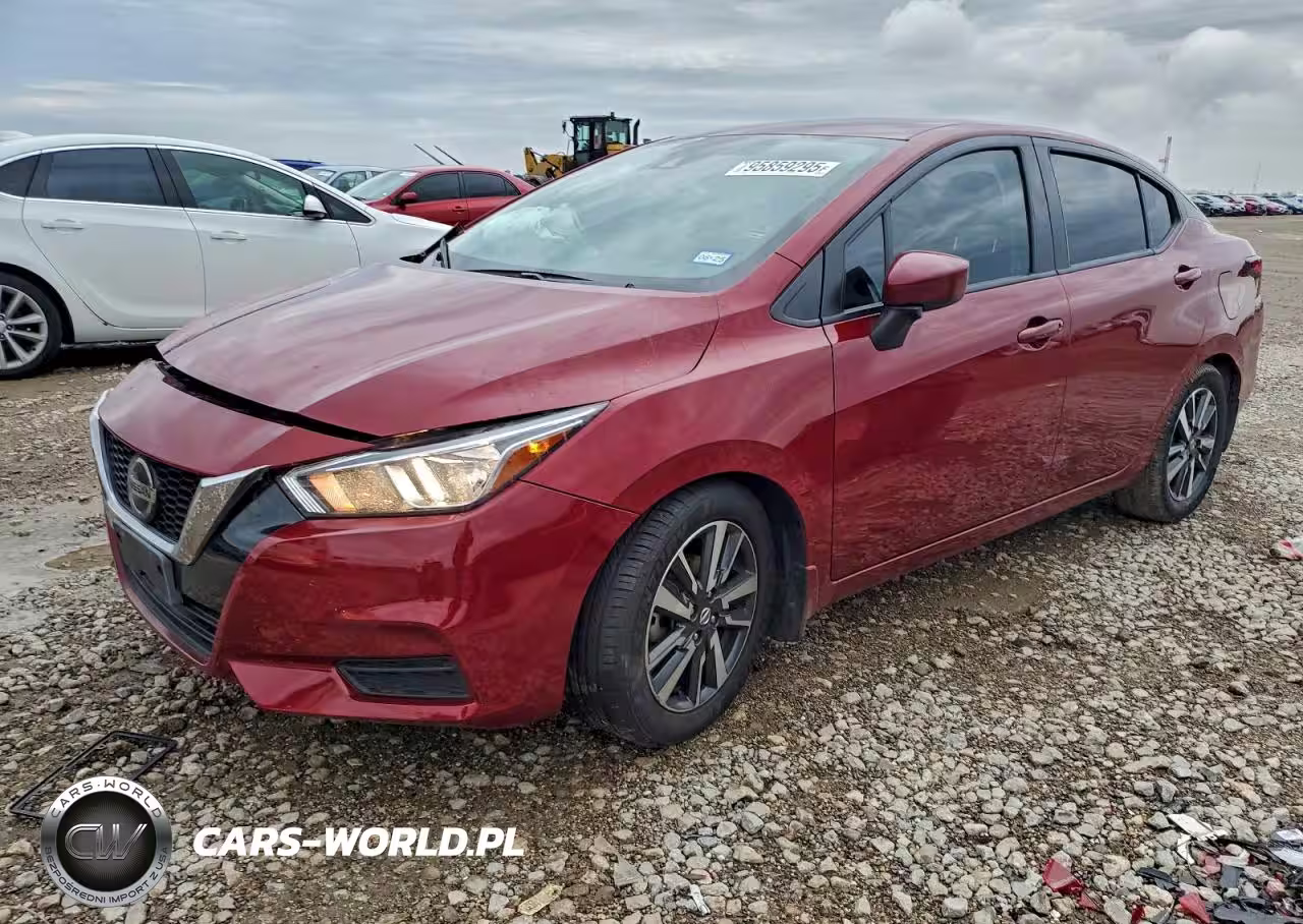 2022 Nissan Versa Sv