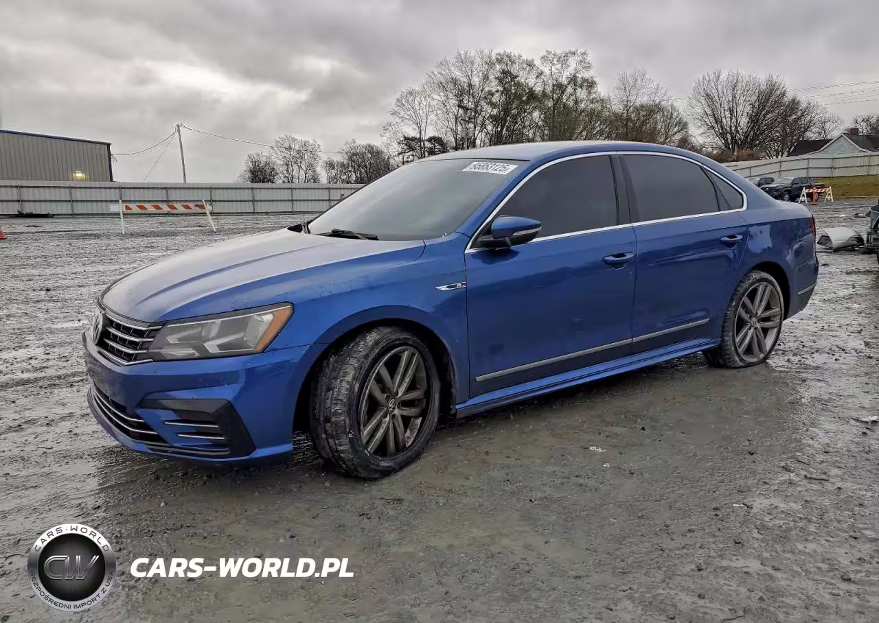 2017 Volkswagen Passat R-Line