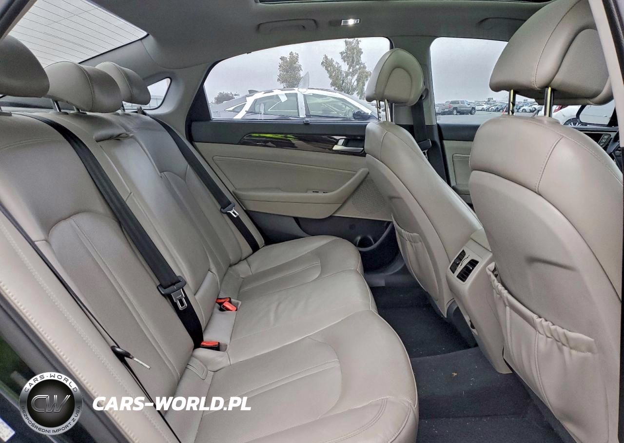 2016 Hyundai Sonata Hybrid VIN:KMHE34L11GA019343 - 10