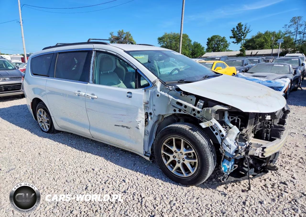 2021 Chrysler Voyager Lxi VIN:2C4RC1DG2MR515377 - 4