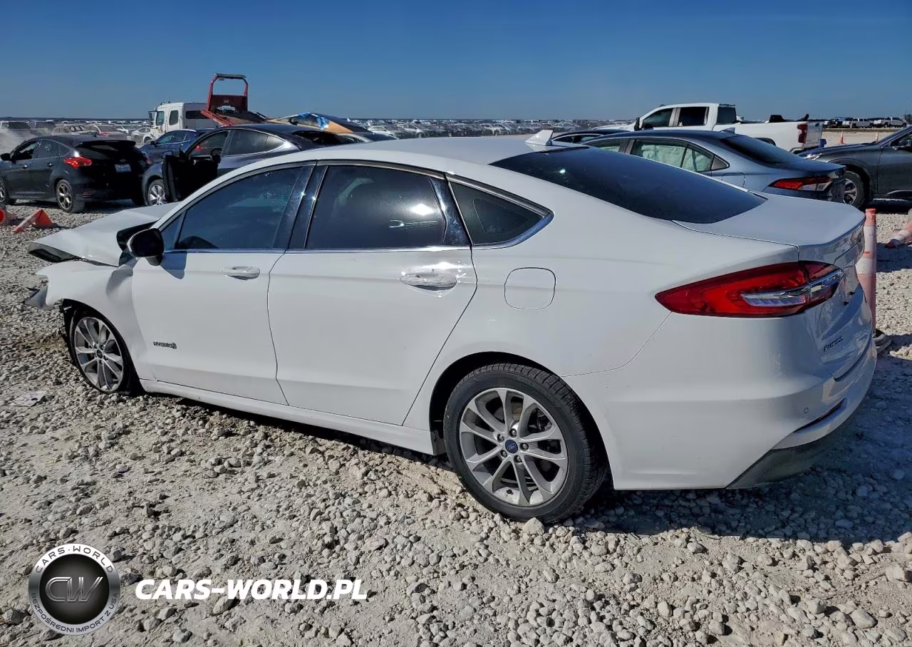 2019 Ford Fusion Se VIN:3FA6P0LU5KR105081 - 2