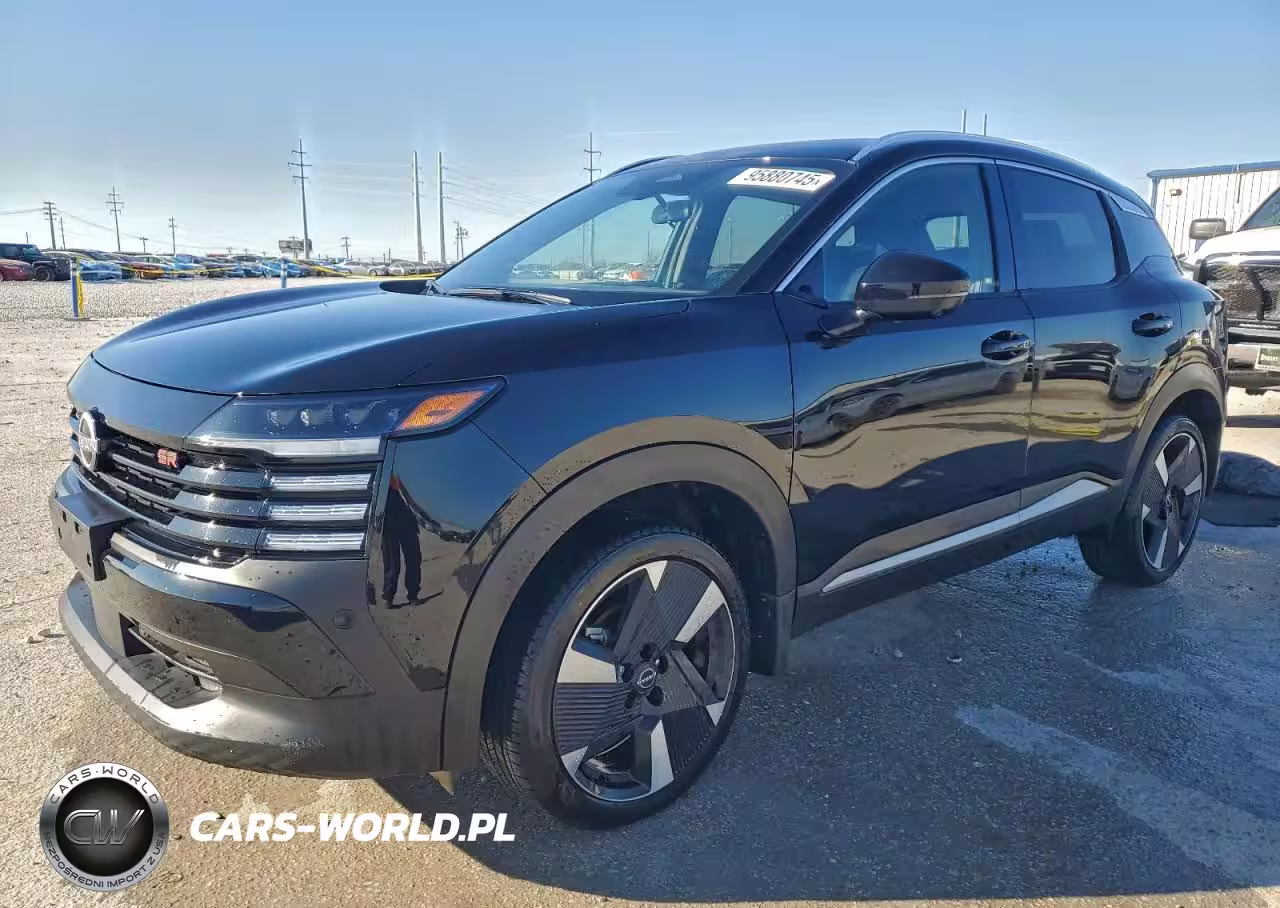 2025 Nissan Kicks Sr