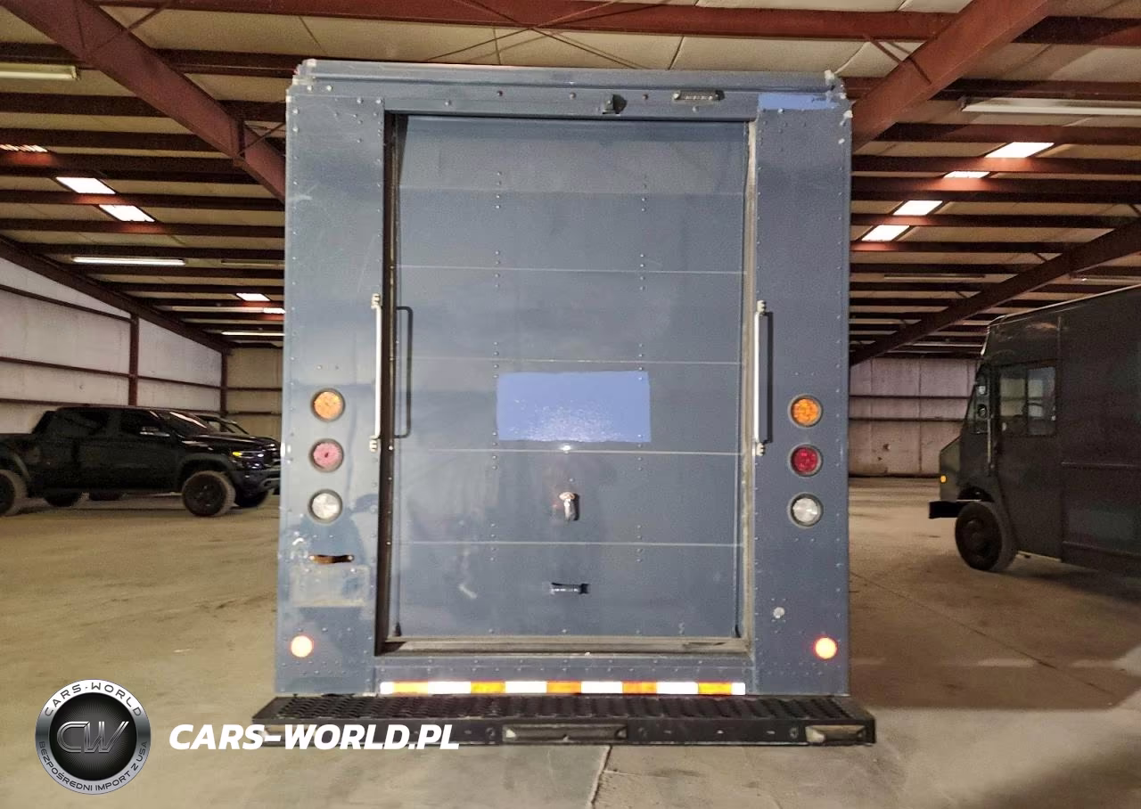 2020 Ford F59 Delivery Truck VIN:1F65F5KN7L0A10445 - 6