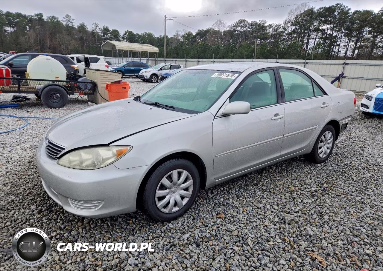 2005 Toyota Camry Le