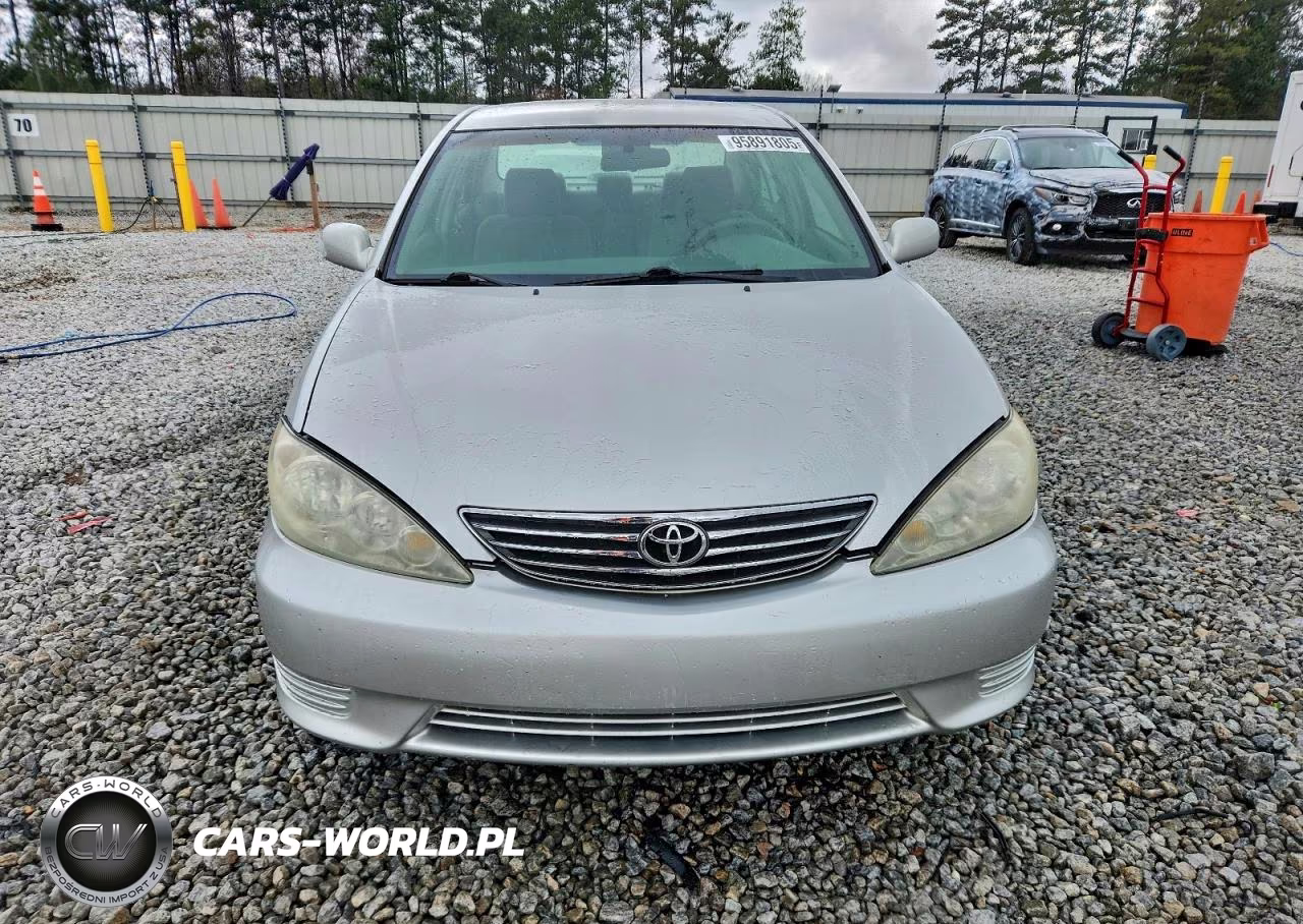 2005 Toyota Camry Le VIN:4T1BE32K85U623954 - 5