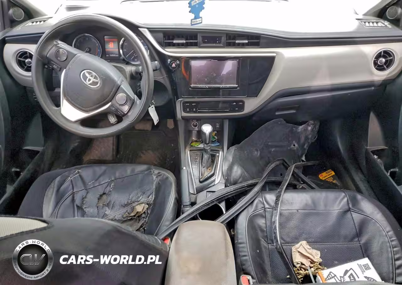 2018 Toyota Corolla L VIN:5YFBURHE5JP849002 - 8