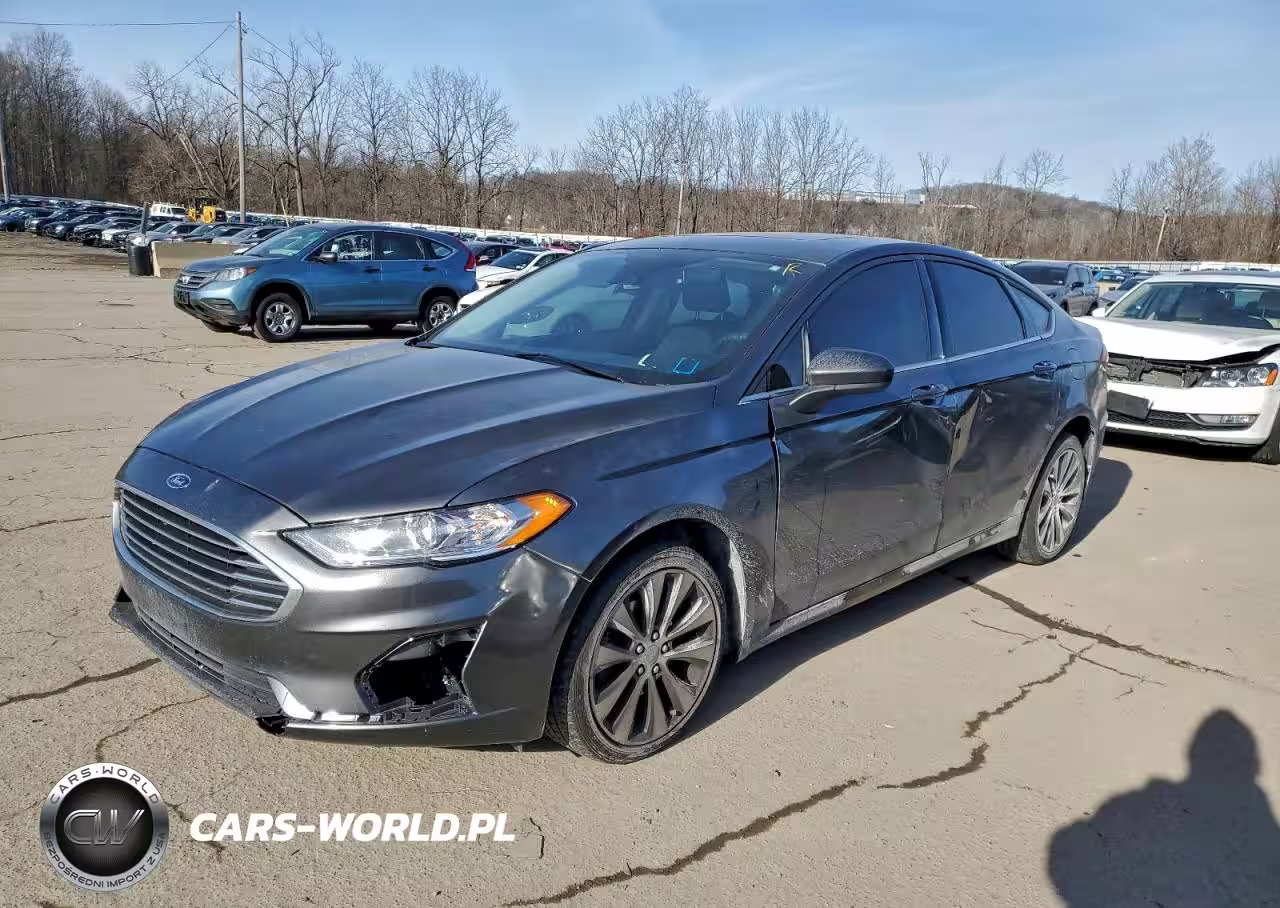 2020 Ford Fusion Se