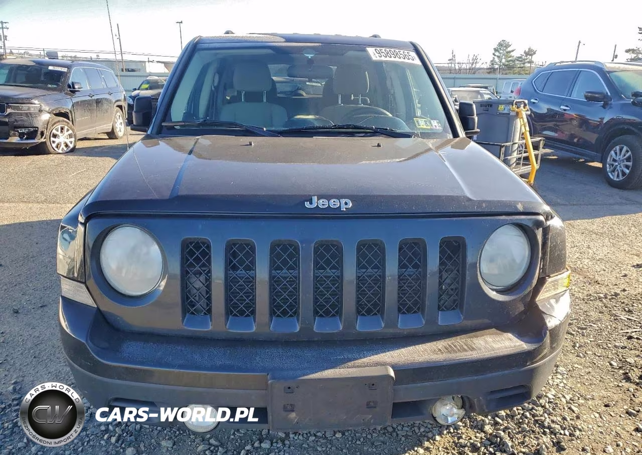2011 Jeep Patriot Sport VIN:1J4NT1GB0BD195324 - 5