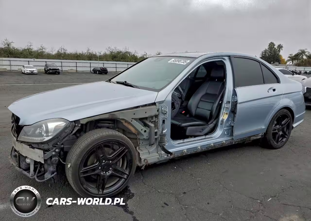 2013 Mercedes-Benz C 250