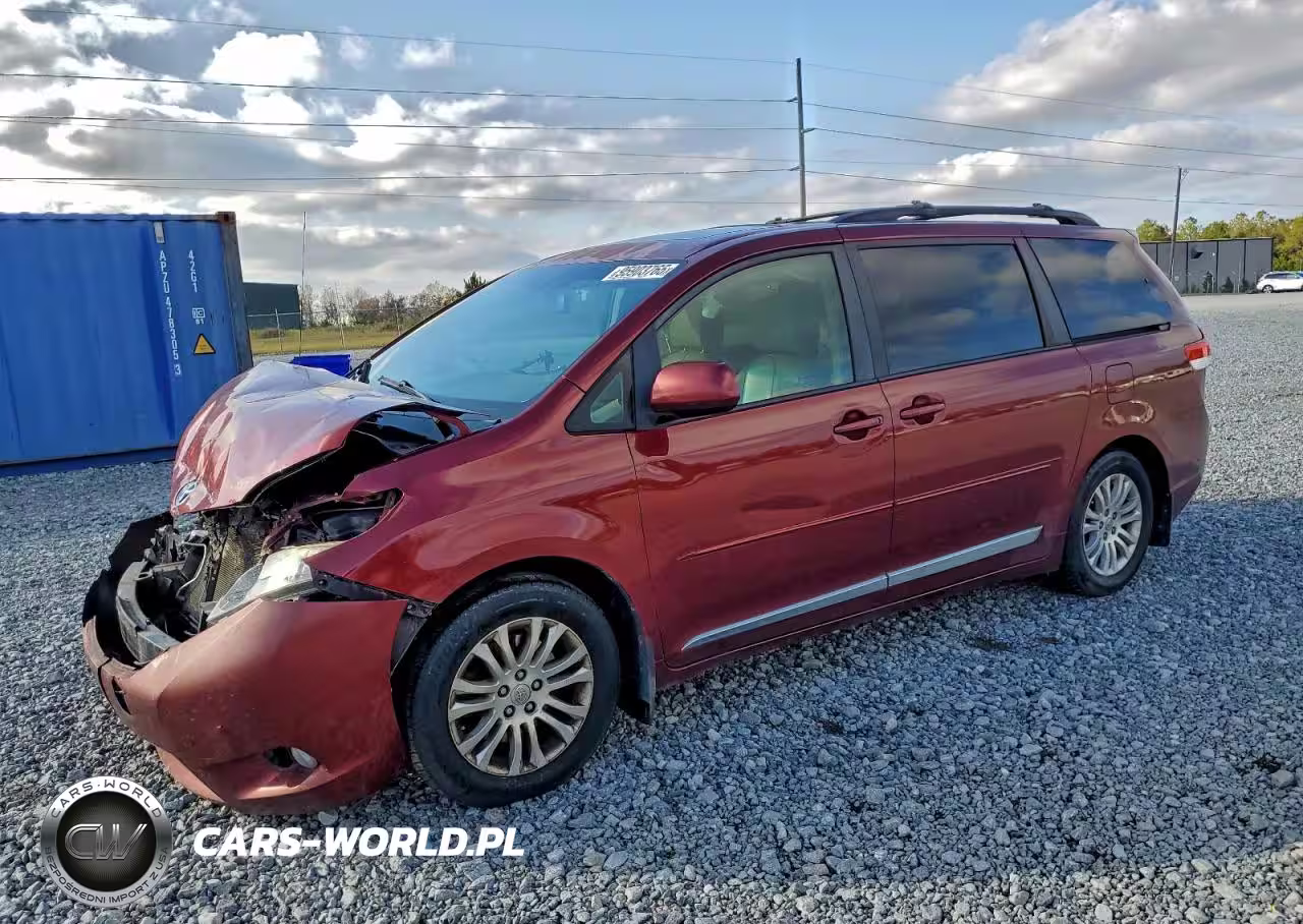2013 Toyota Sienna Xle