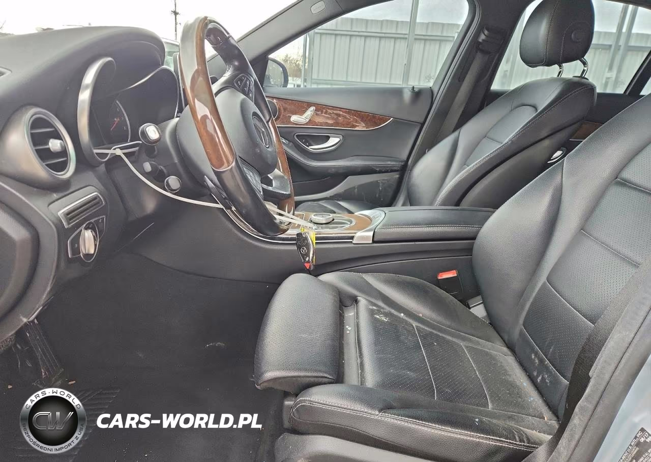 2018 Mercedes-Benz C 300 VIN:55SWF4JB3JU243822 - 7