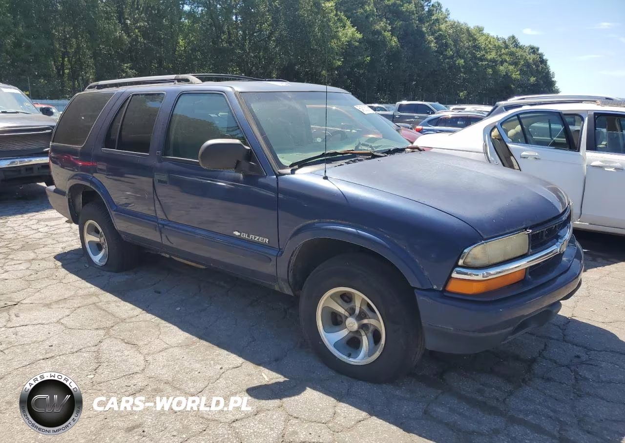 2002 Chevrolet Blazer VIN:1GNCS13W32K210295 - 4
