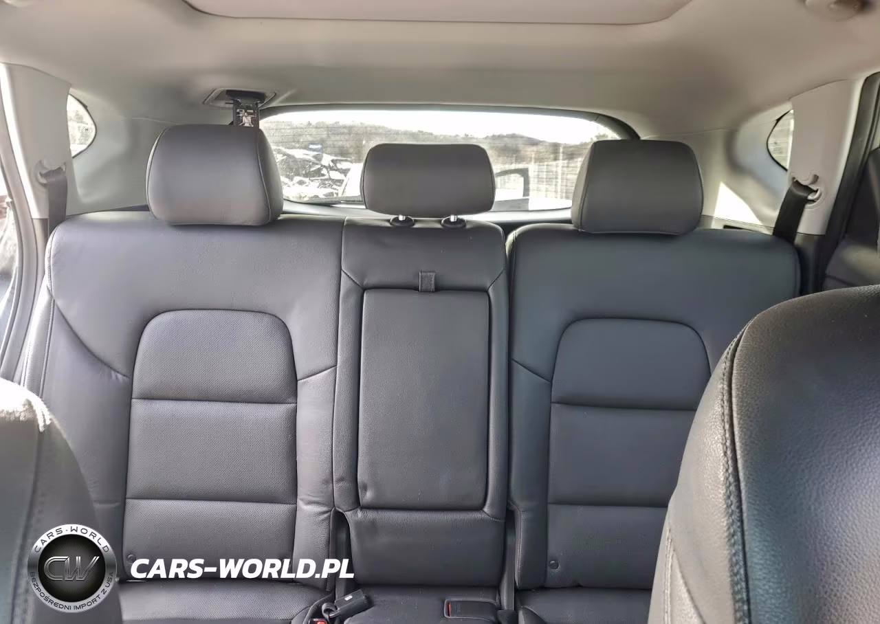 2017 Hyundai Tucson Limited VIN:KM8J33A24HU366914 - 10
