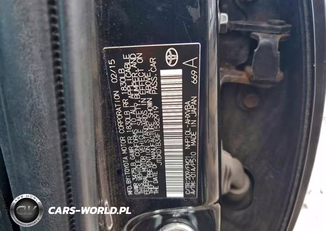 2015 Toyota Prius C VIN:JTDKDTB34F1582919 - 12